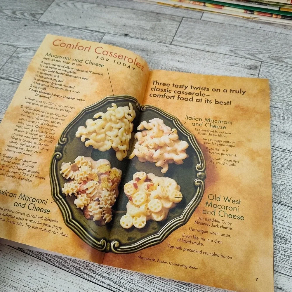 Casseroles and Slow Cooker Meals Cookbook‎ 2002 Booklet Betty Crocker Recipes